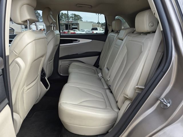 Used 2019 Lincoln Nautilus FWD image 17