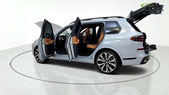 Used 2023 BMW X7 xDrive40i w/ Executive Package AWD/4WD image 16
