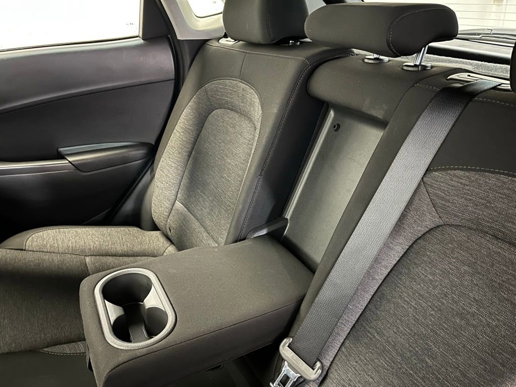 Used 2023 Hyundai Kona SEL image 15