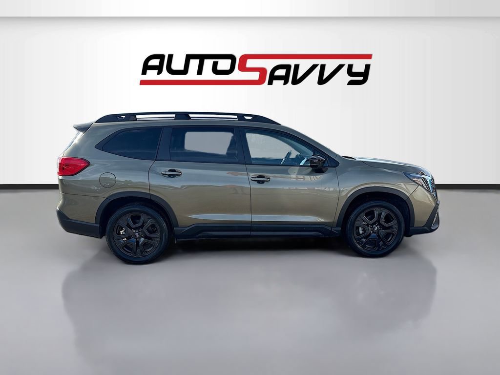 Used 2025 Subaru Ascent Bronze Edition image 8
