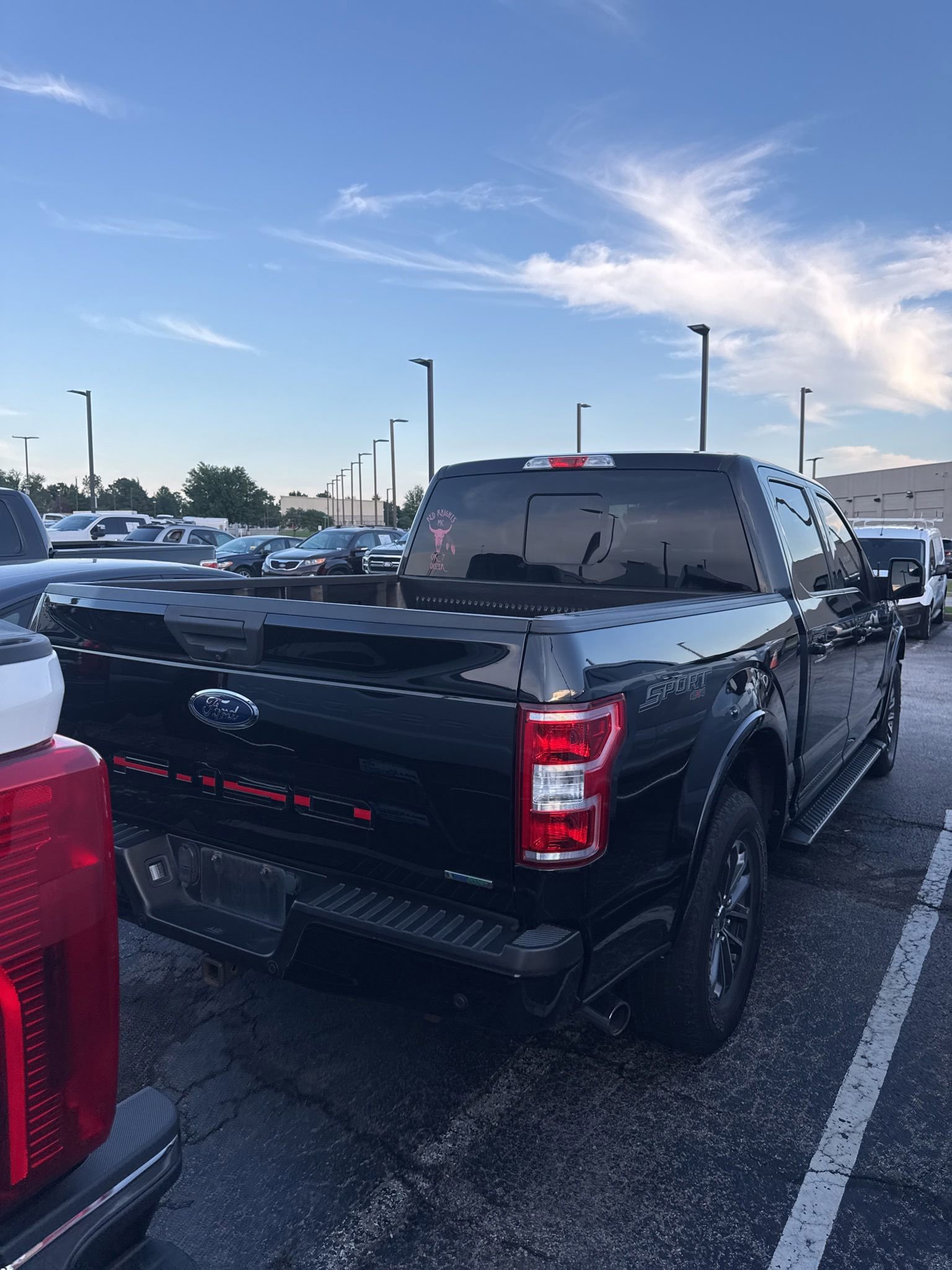 Used 2019 Ford F150 XLT w/ Equipment Group 302A Luxury AWD/4WD image 3