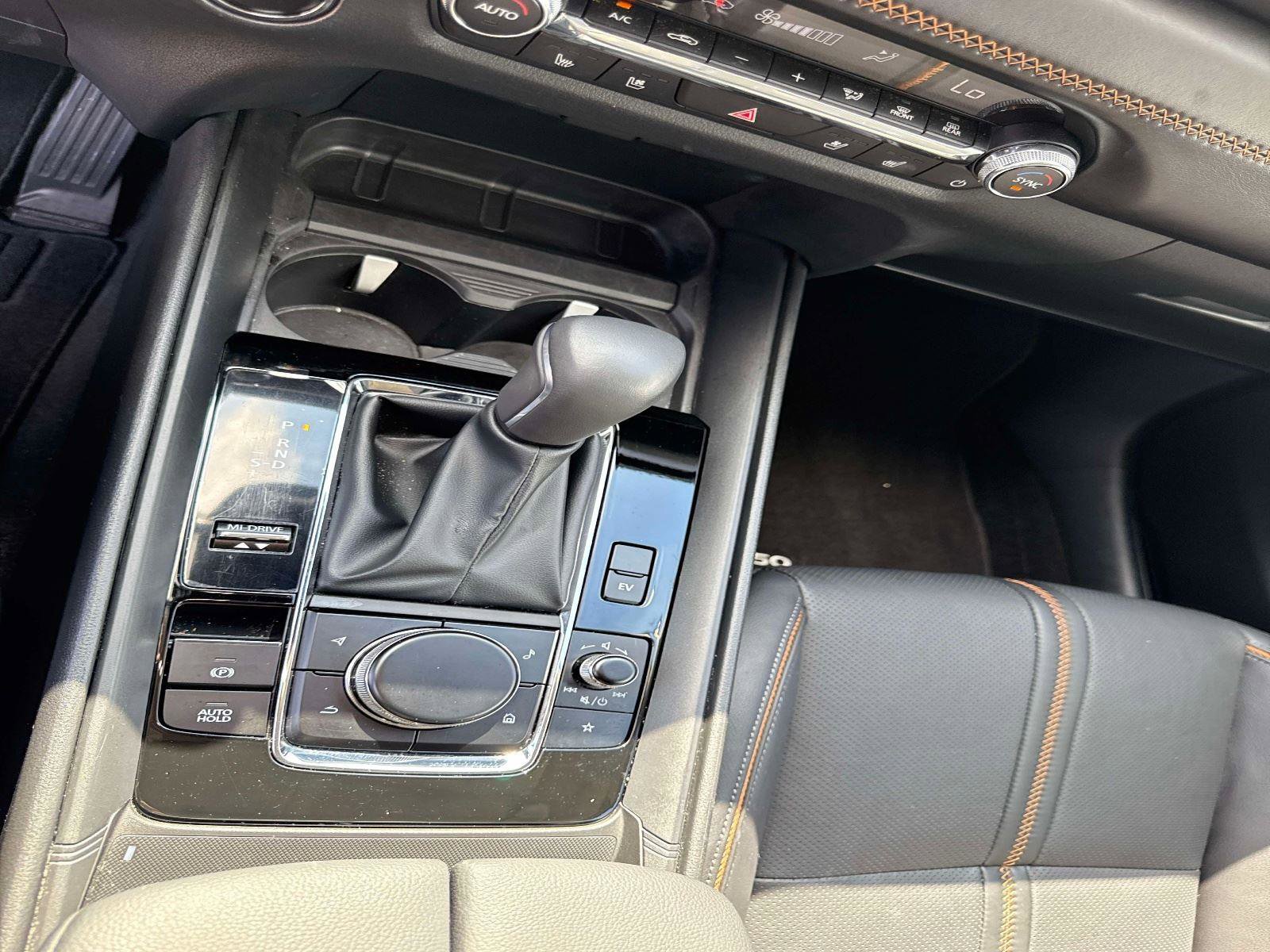 Certified 2025 MAZDA CX-50 2.5 Hybrid w/ Weather Package image 32