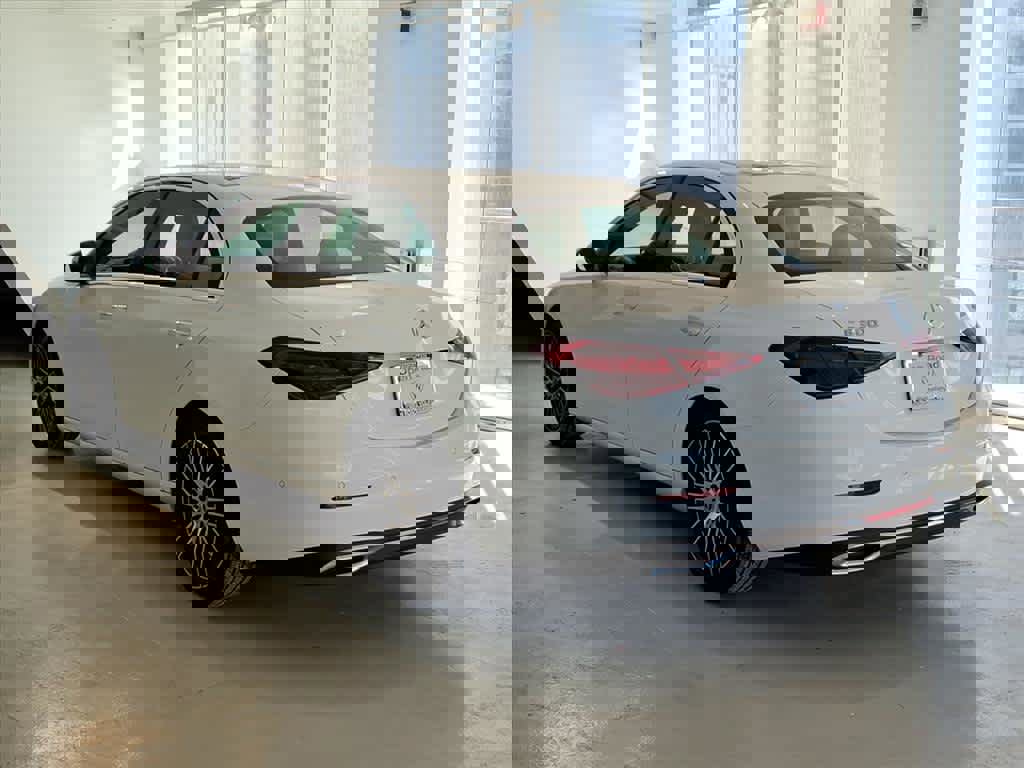 Used 2022 Mercedes-Benz C 300 4MATIC Sedan image 6