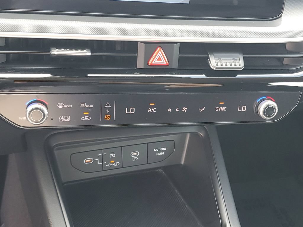 Used 2025 Kia K5 LXS FWD image 18