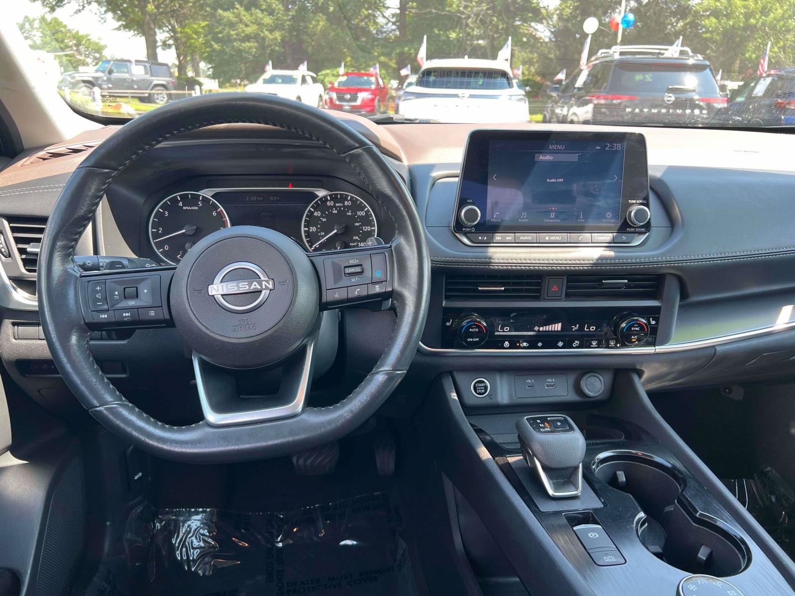 Used 2023 Nissan Rogue SV w/ SV Premium B Package AWD/4WD image 25