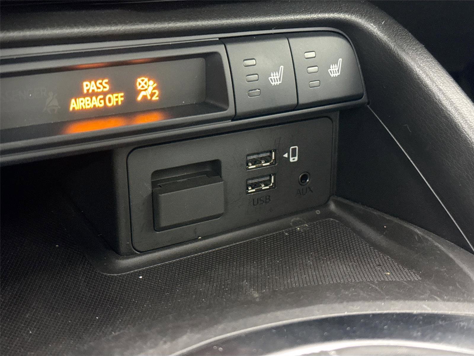 Used 2021 MAZDA MX-5 Miata RF Grand Touring image 30