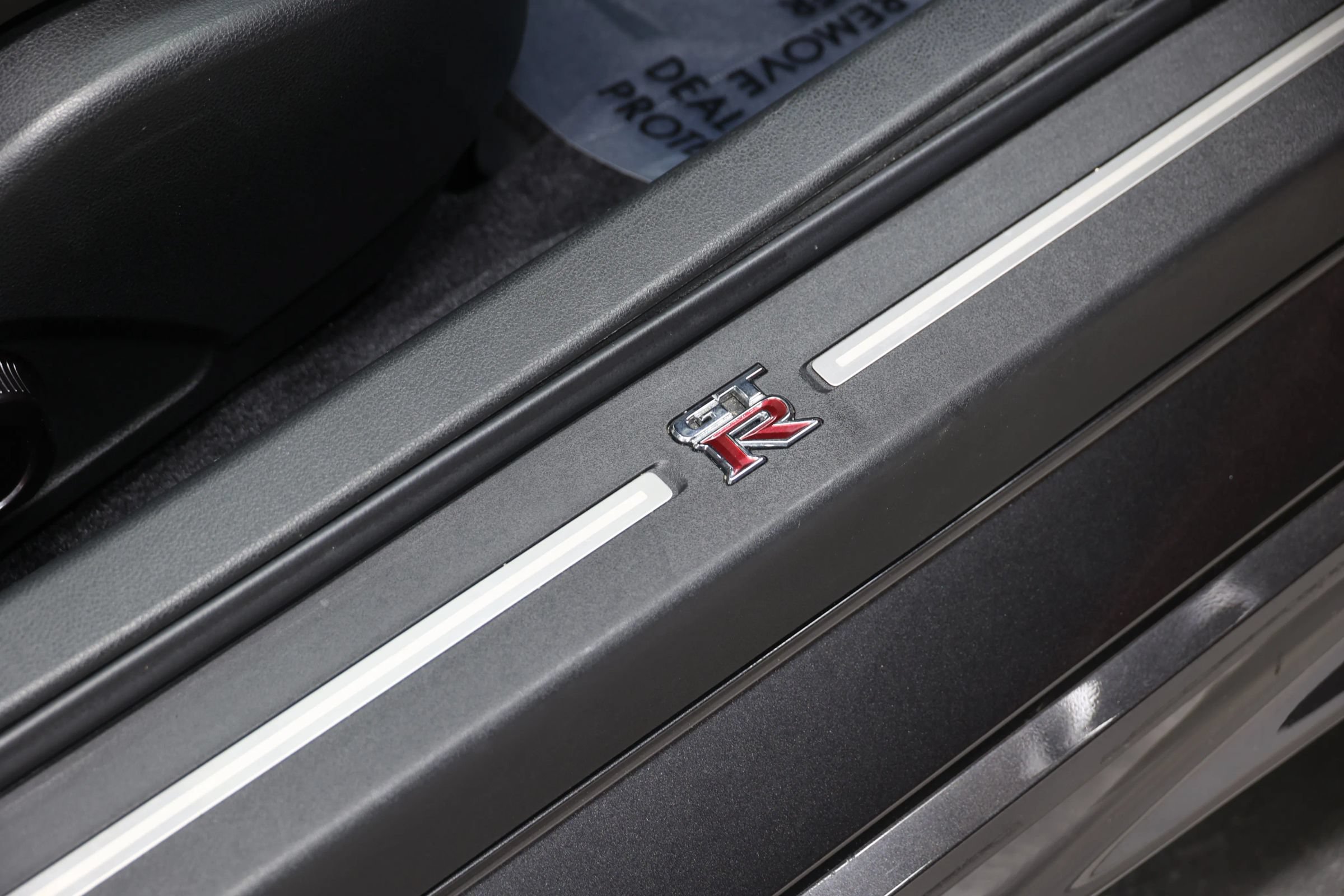 Used 2019 Nissan GT-R Premium w/ Premium Interior Package AWD/4WD image 79