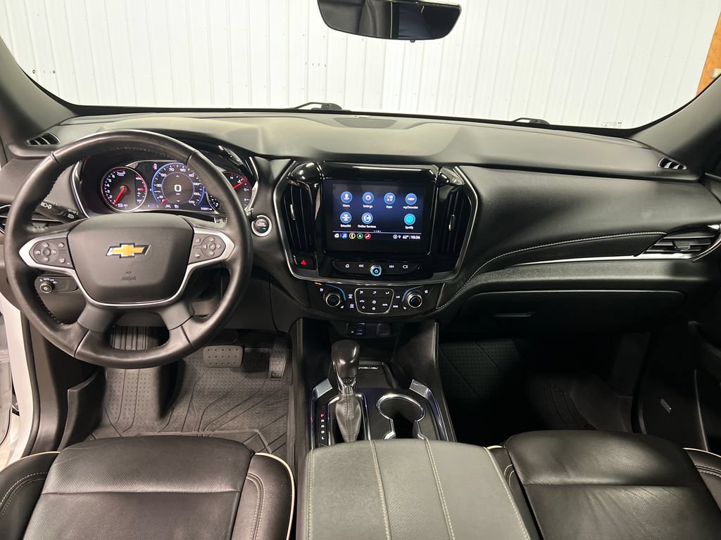Certified 2022 Chevrolet Traverse Premier w/ LPO, Floor Liner Package AWD/4WD image 18