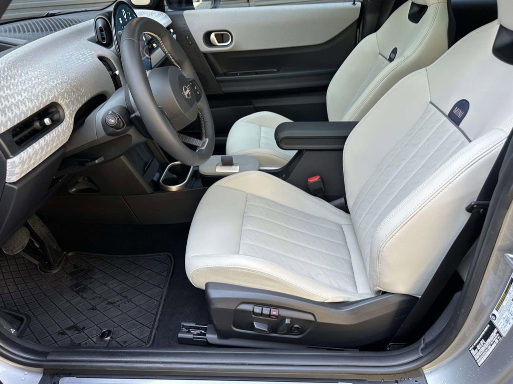 Used 2025 MINI Cooper S image 13
