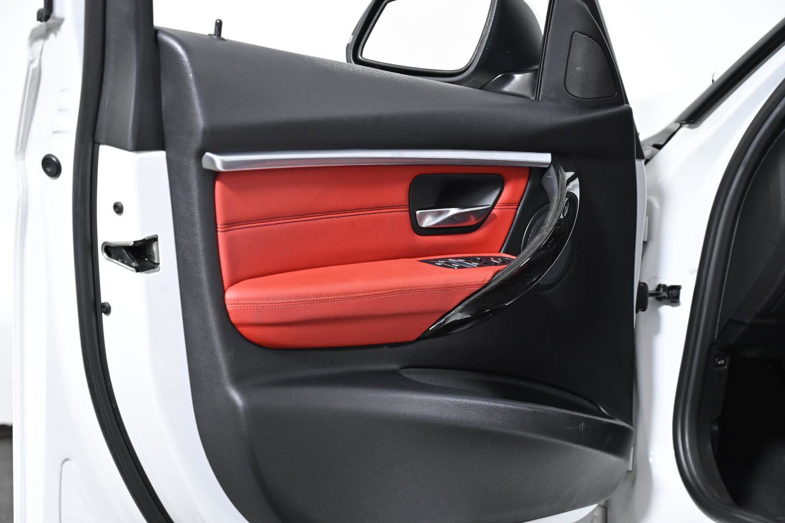 Used 2016 BMW 328i xDrive 328i xDrive image 25