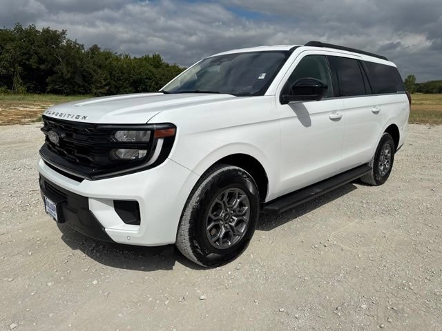 Used 2025 Ford Expedition Max Active AWD/4WD image 1