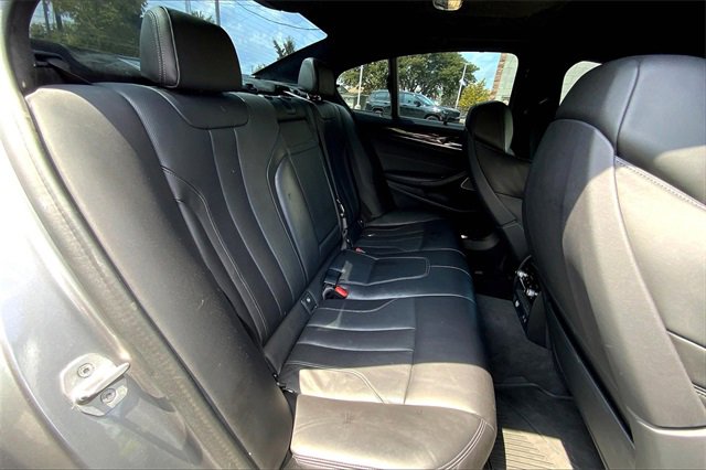 Used 2021 BMW M5 w/ Executive Package image 26