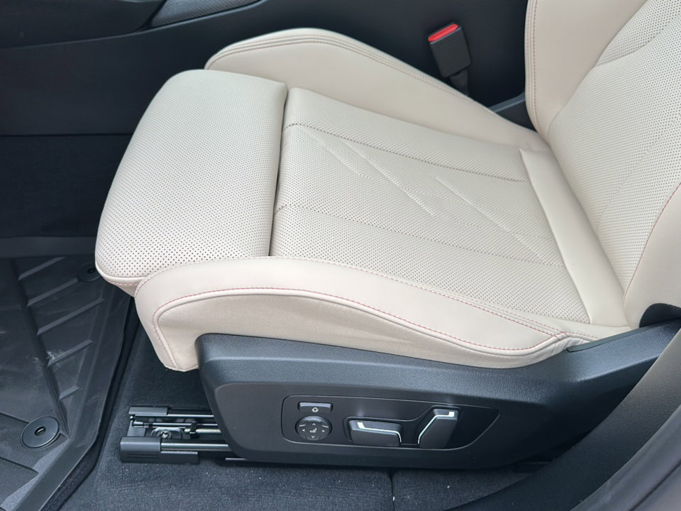New 2026 BMW X3 xDrive30 w/ Premium Package AWD/4WD image 12