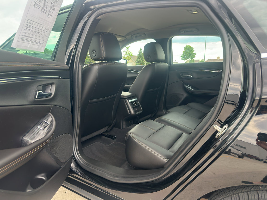Used 2017 Chevrolet Impala LT w/ Leather Package FWD image 10