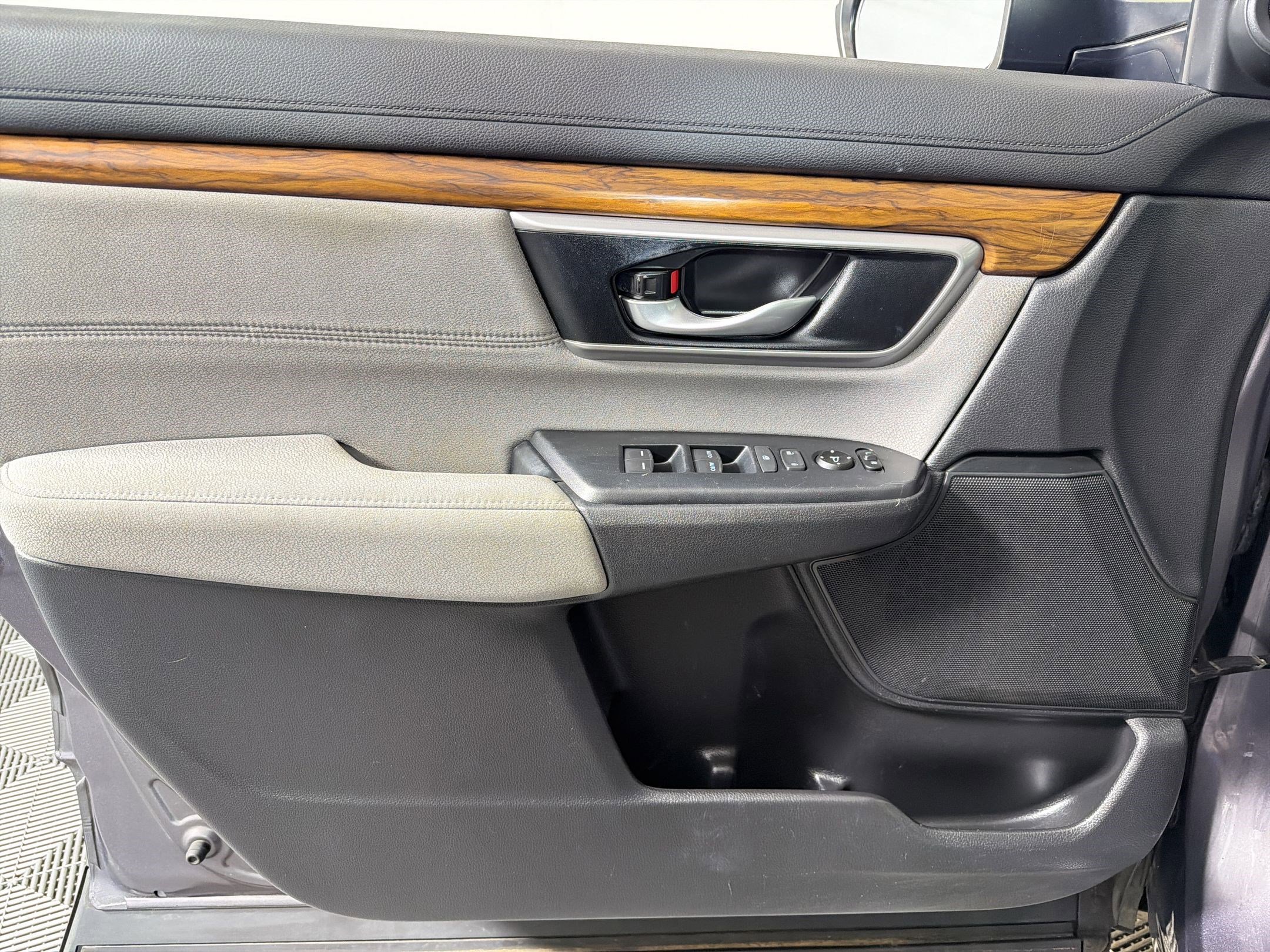 Used 2020 Honda CR-V EX image 11