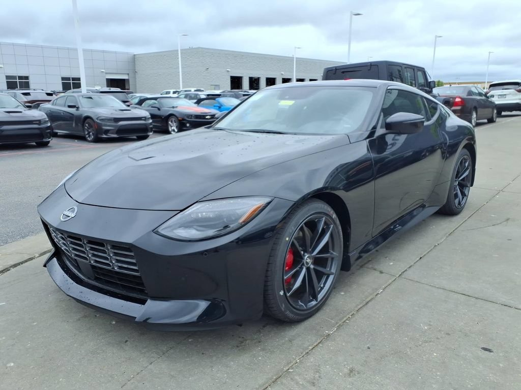 New 2026 Nissan Z Performance w/ Floor Mat Package RWD image 4