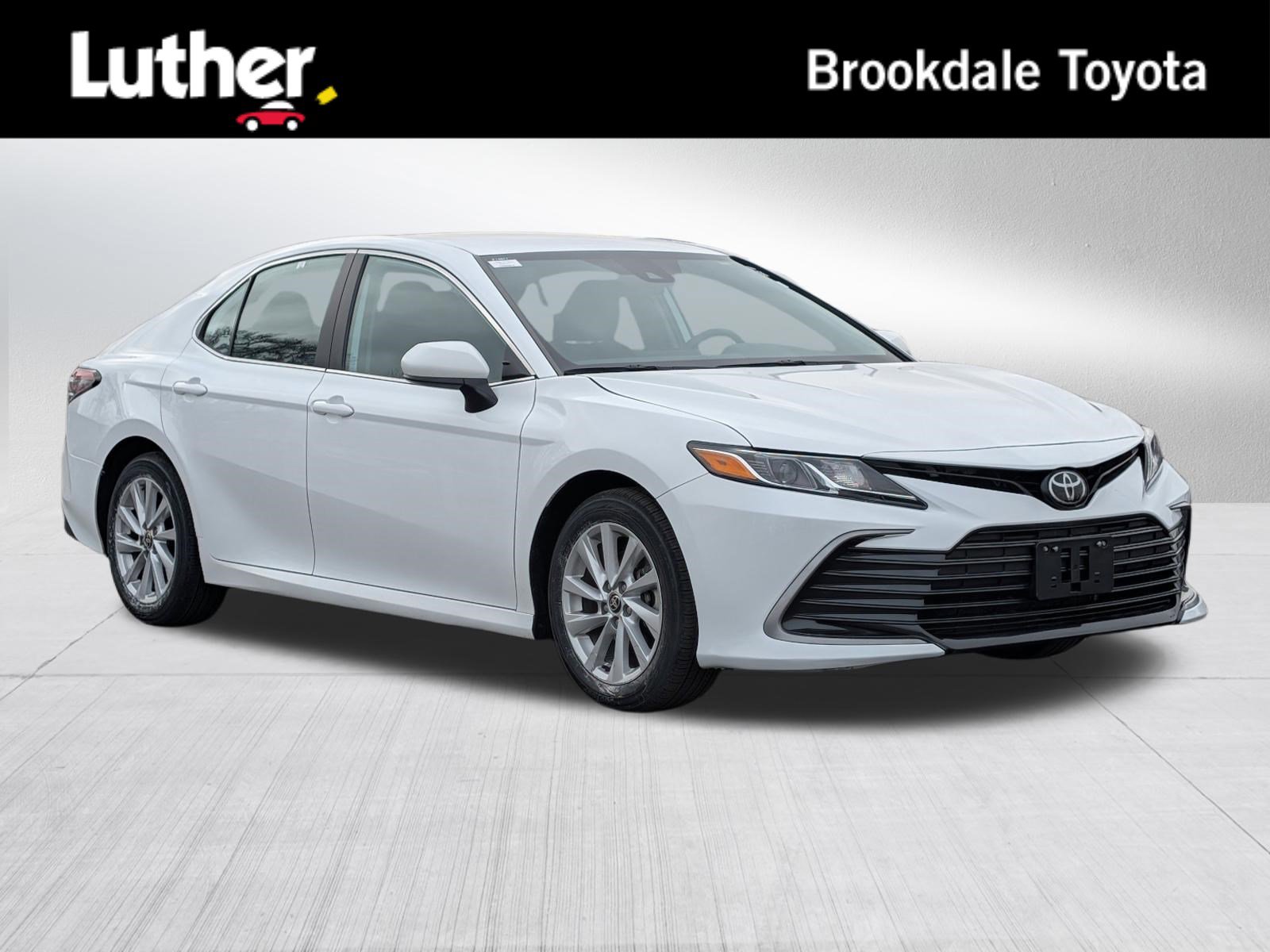 Certified 2024 Toyota Camry LE image 1