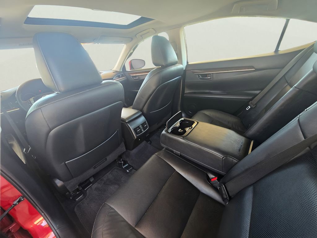 Used 2015 Lexus ES 350 w/ Luxury Package FWD image 19
