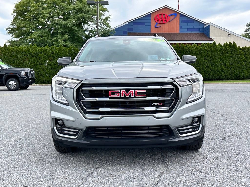 Certified 2023 GMC Terrain AT4 w/ Tech Package AWD/4WD image 5