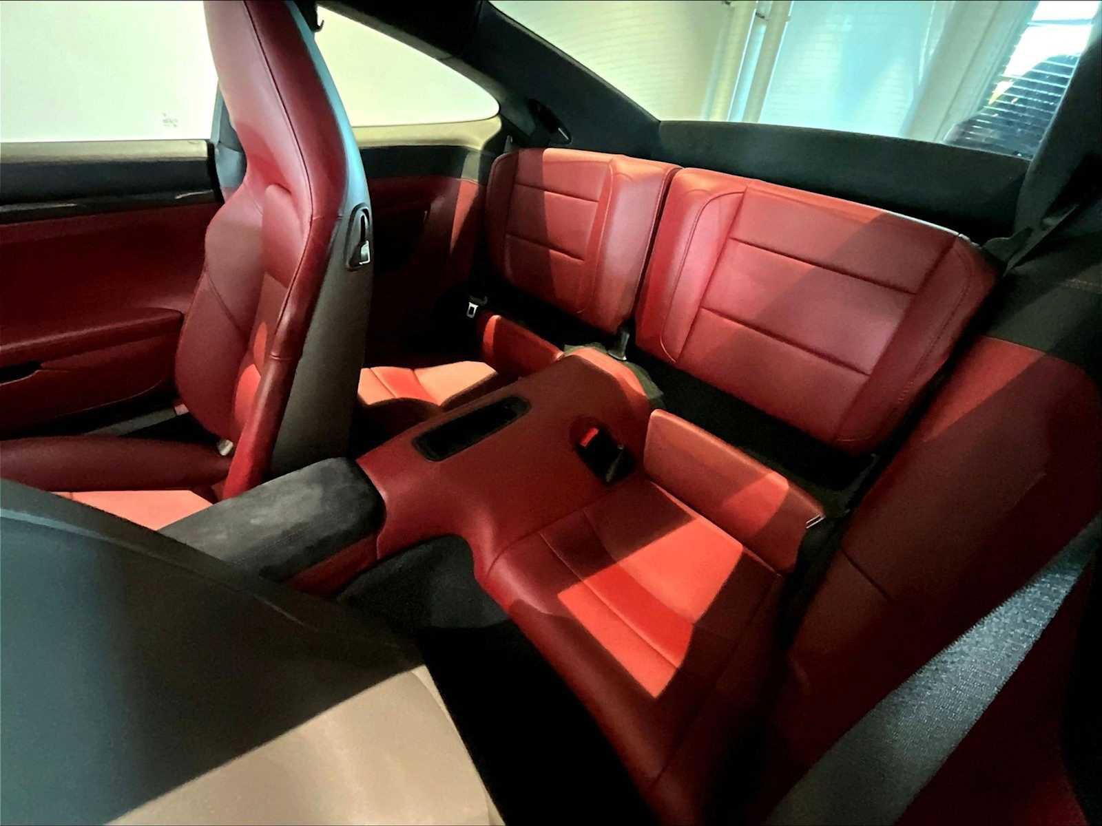 Used 2017 Porsche 911 Turbo image 30