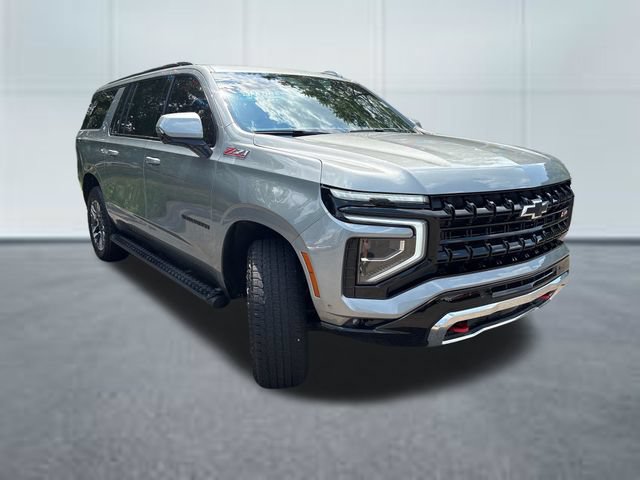 Used 2026 Chevrolet Suburban Z71 w/ Comfort Package AWD/4WD image 5