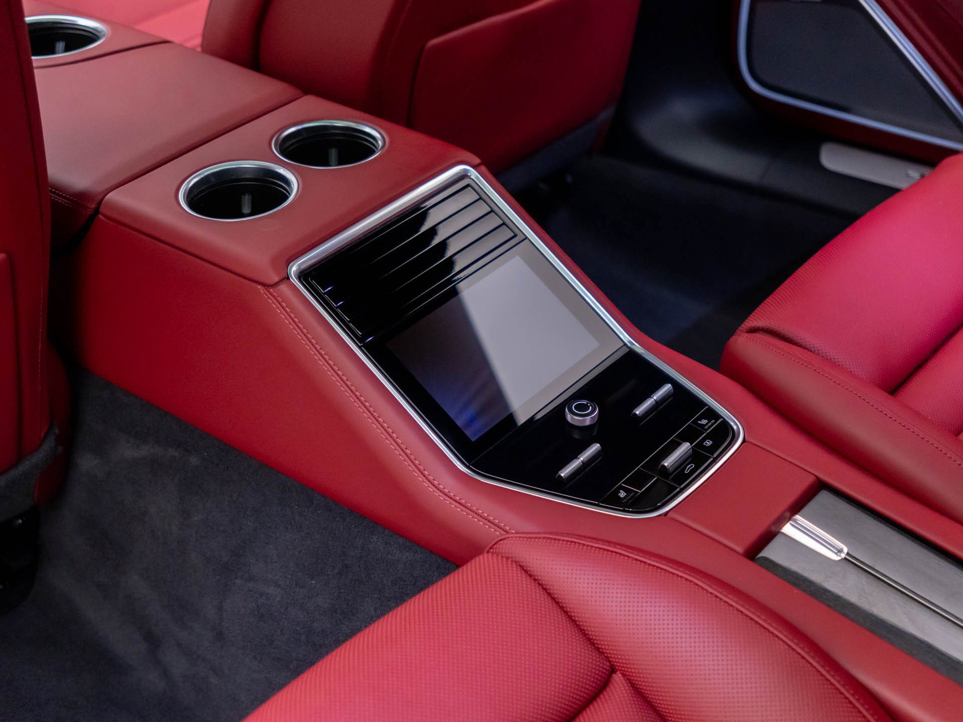 Used 2023 Porsche Panamera Turbo S Executive AWD/4WD image 18