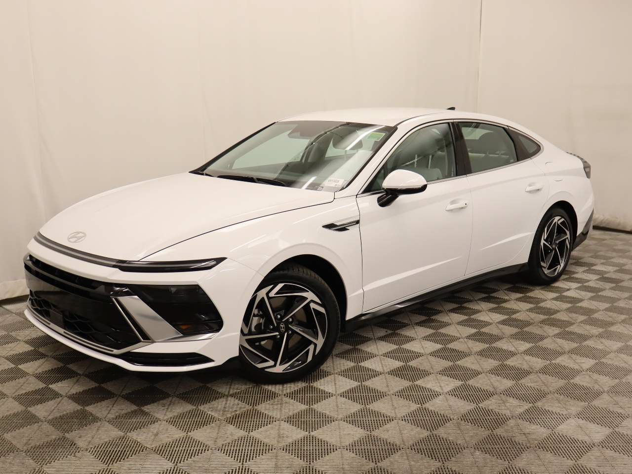 New 2026 Hyundai Sonata SEL image 1