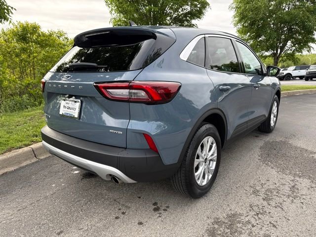 Used 2023 Ford Escape Active w/ Tech Pack #2 AWD/4WD image 8