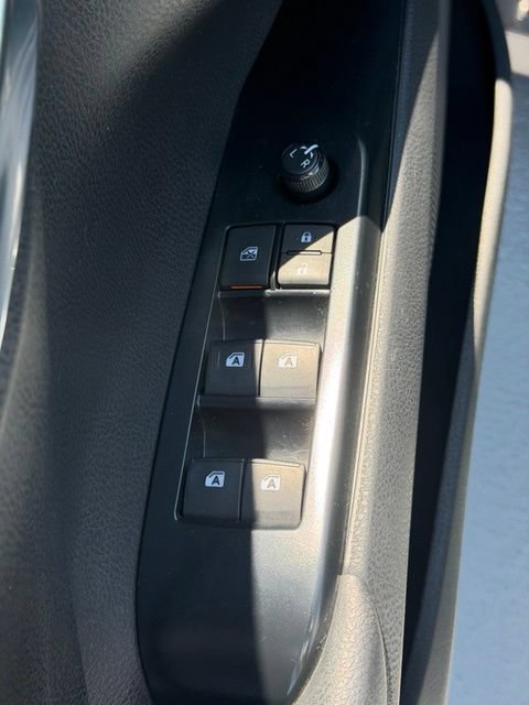 Used 2019 Toyota Camry LE w/ Audio Package FWD image 18