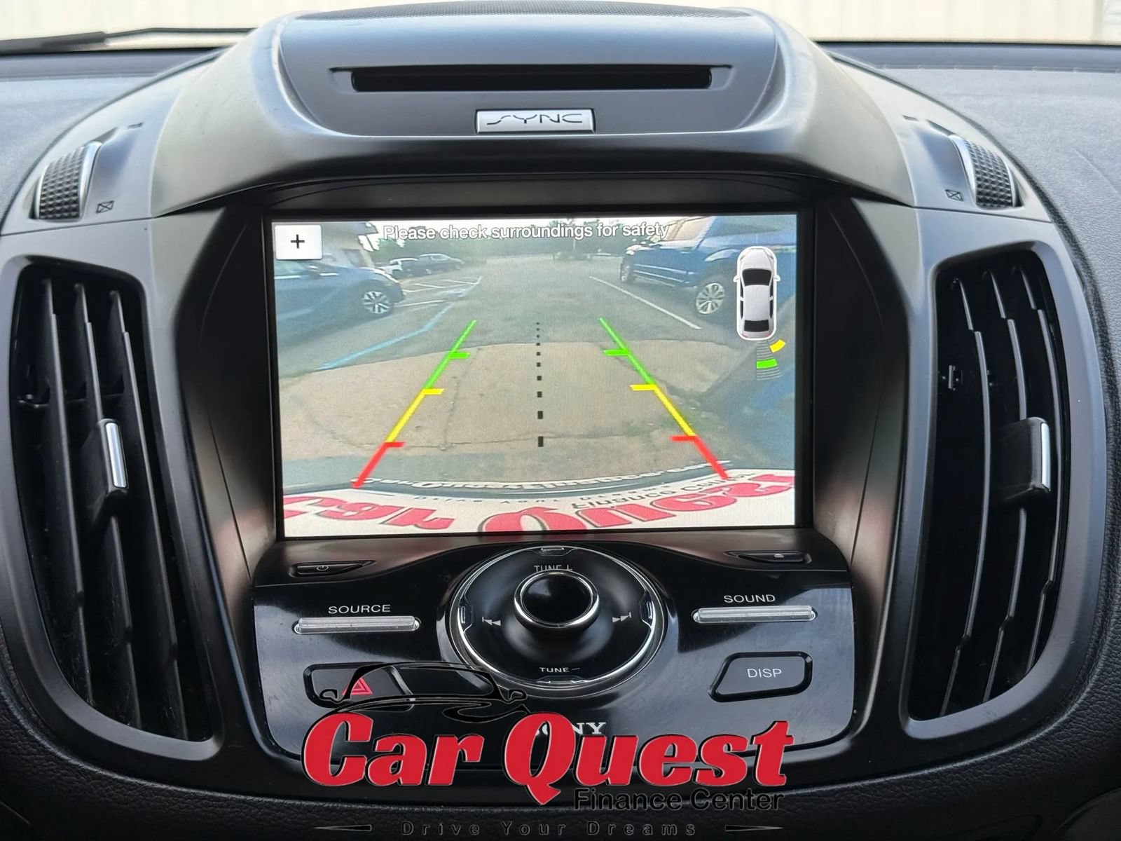Used 2018 Ford Escape Titanium w/ Ford Safe & Smart Package FWD image 28