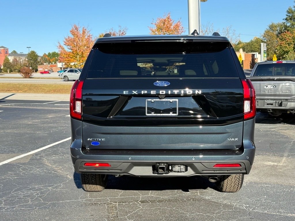 New 2025 Ford Expedition Max Active image 5
