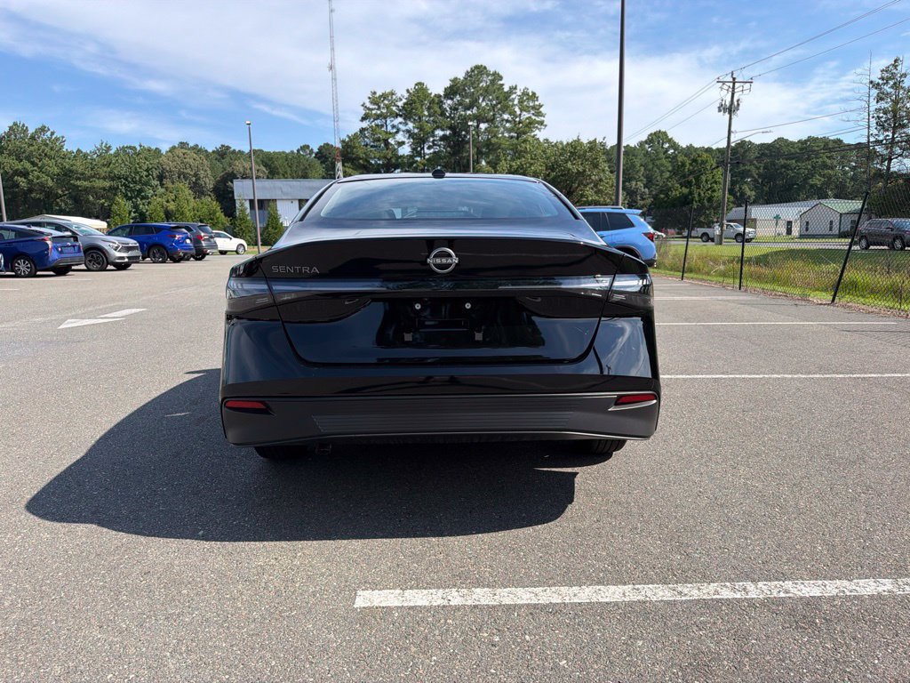 New 2027 Nissan Sentra SV w/ SV Convenience Package FWD image 5