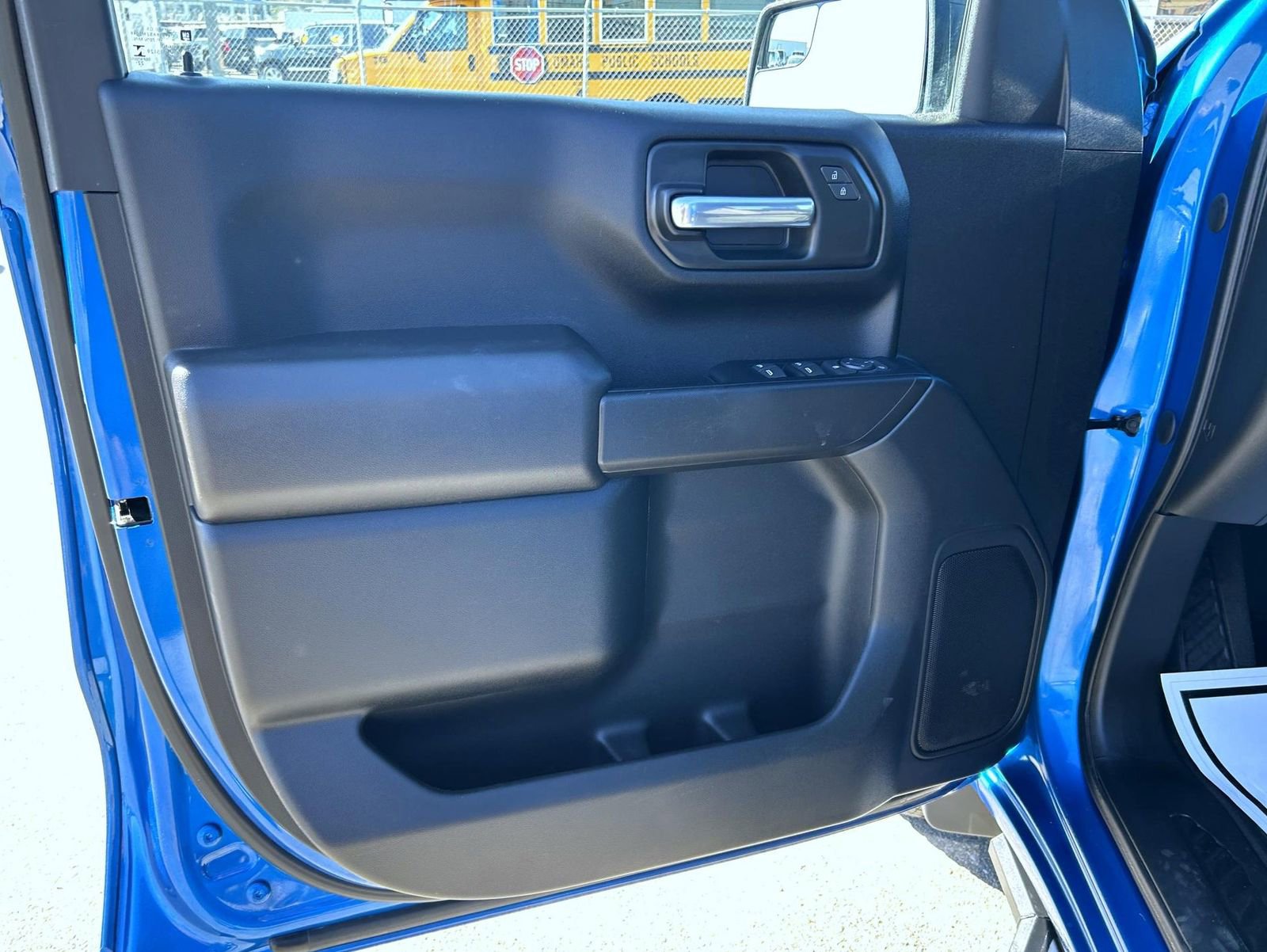 Certified 2023 Chevrolet Silverado 1500 Custom image 9