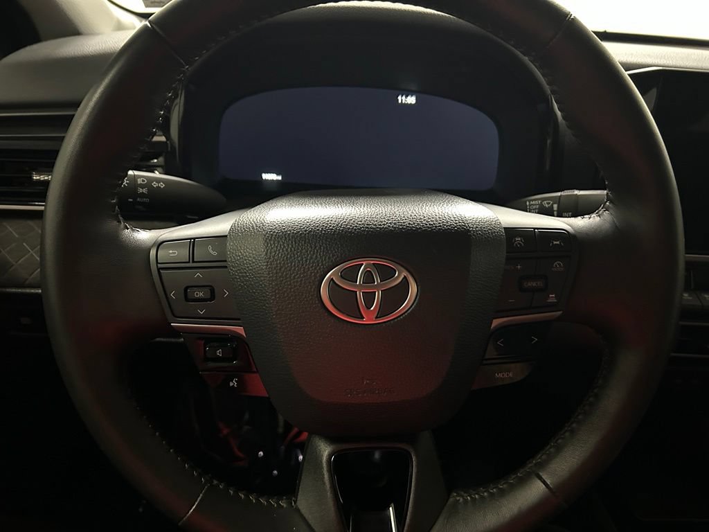 Certified 2025 Toyota Camry XLE FWD image 18