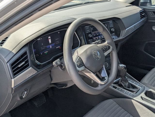 Certified 2022 Volkswagen Jetta S FWD image 17