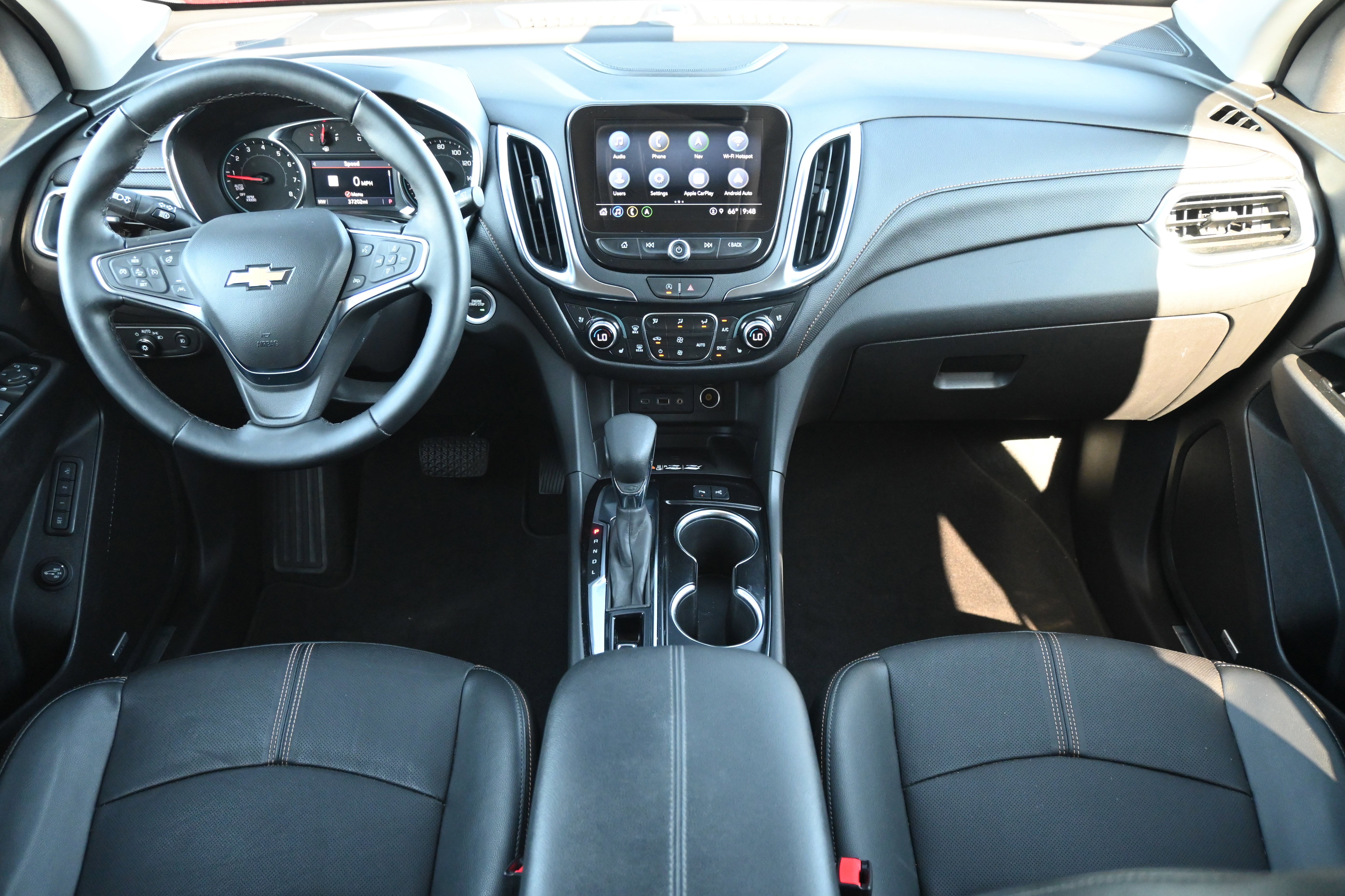 Used 2024 Chevrolet Equinox Premier FWD image 30