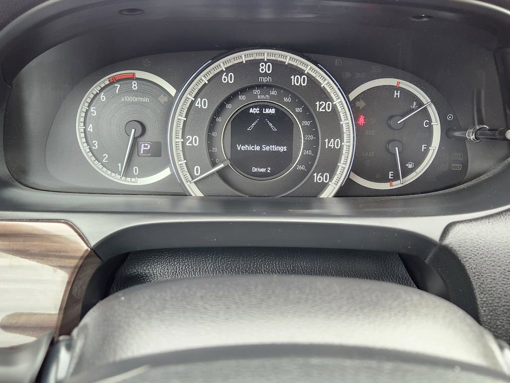 Used 2016 Honda Accord Touring image 6