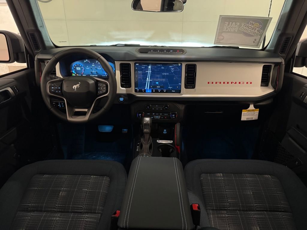 New 2025 Ford Bronco Heritage Edition image 5
