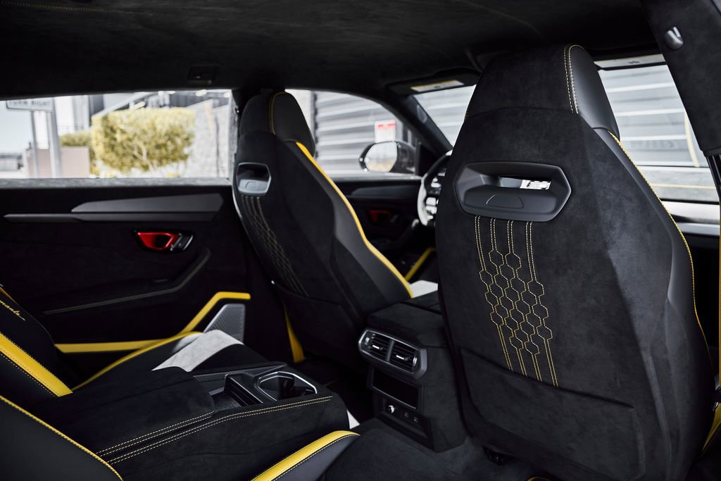 Used 2024 Lamborghini Urus Performante AWD/4WD image 49