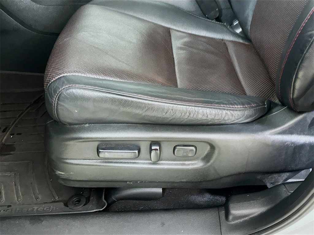 Certified 2022 Honda Pilot Black Edition image 9