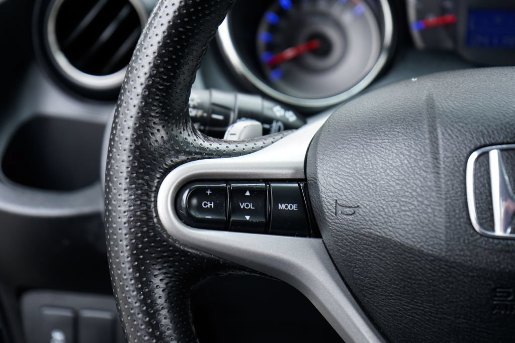 Used 2013 Honda Fit Sport image 22