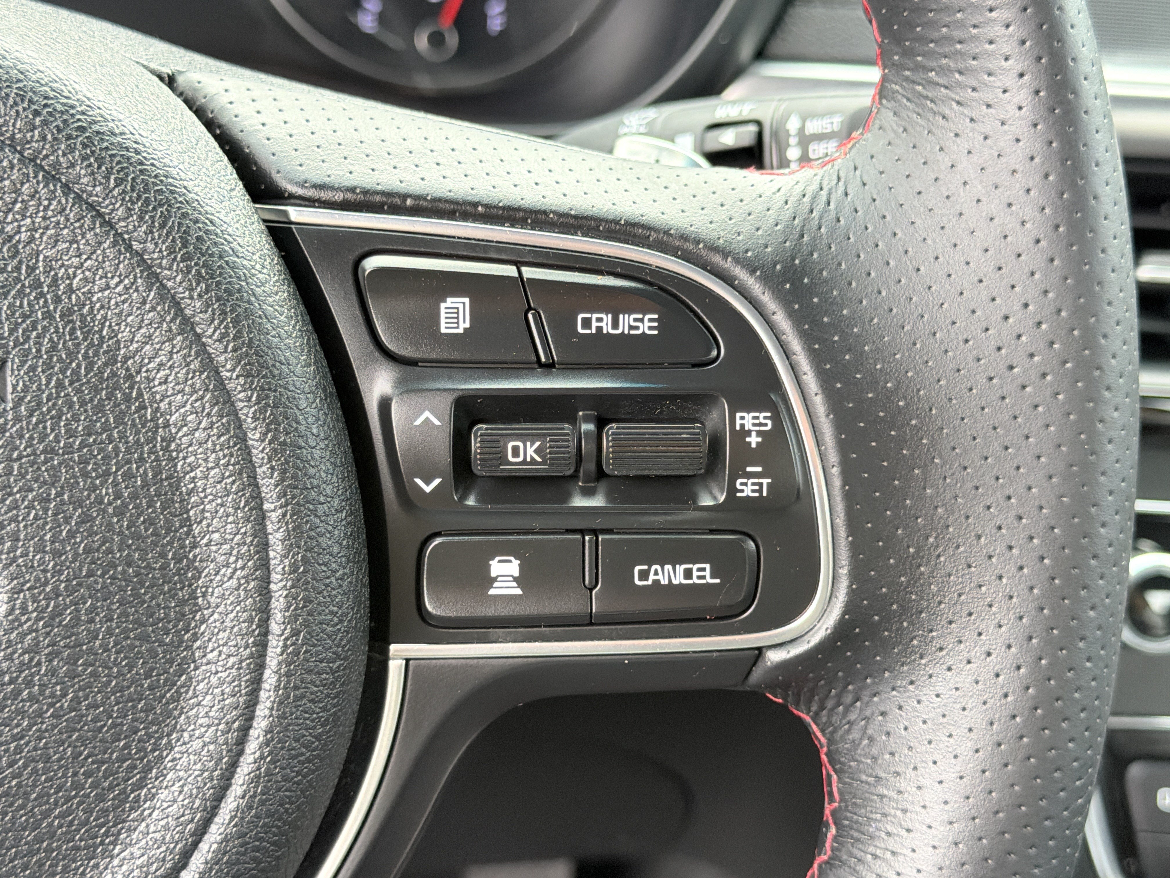 Used 2018 Kia Optima SX w/ Technology Package FWD image 25