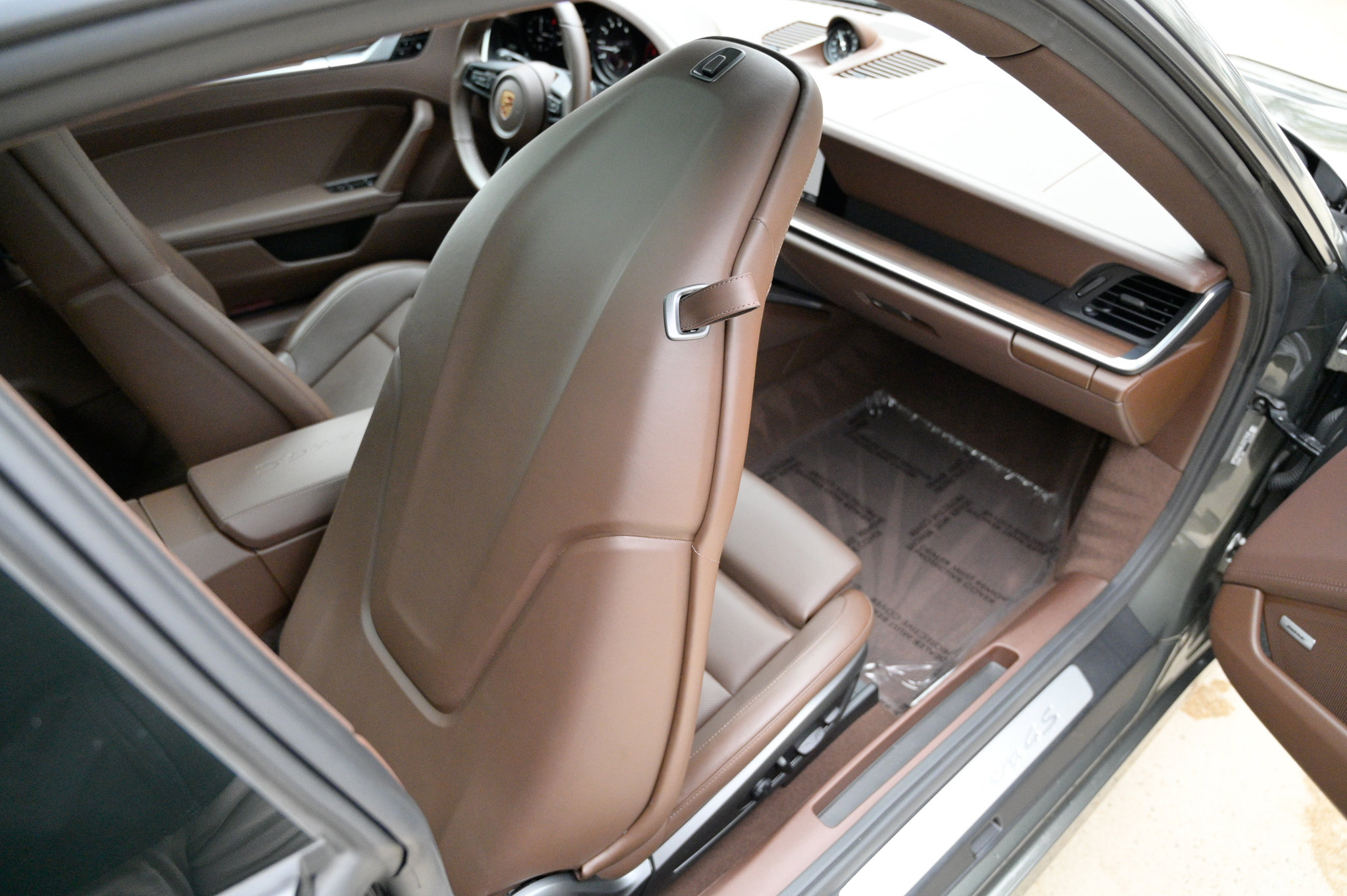 Used 2020 Porsche 911 Carrera 4S image 46