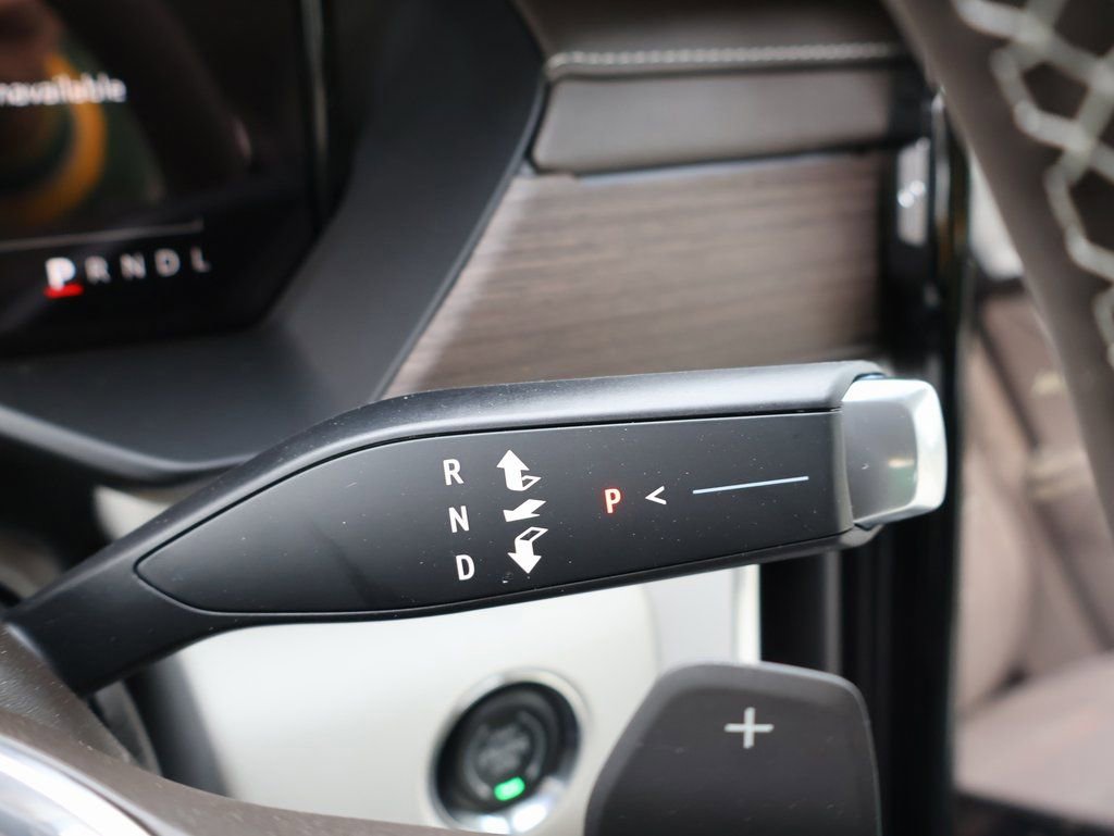 New 2026 GMC Acadia Denali w/ Super Cruise Package image 17