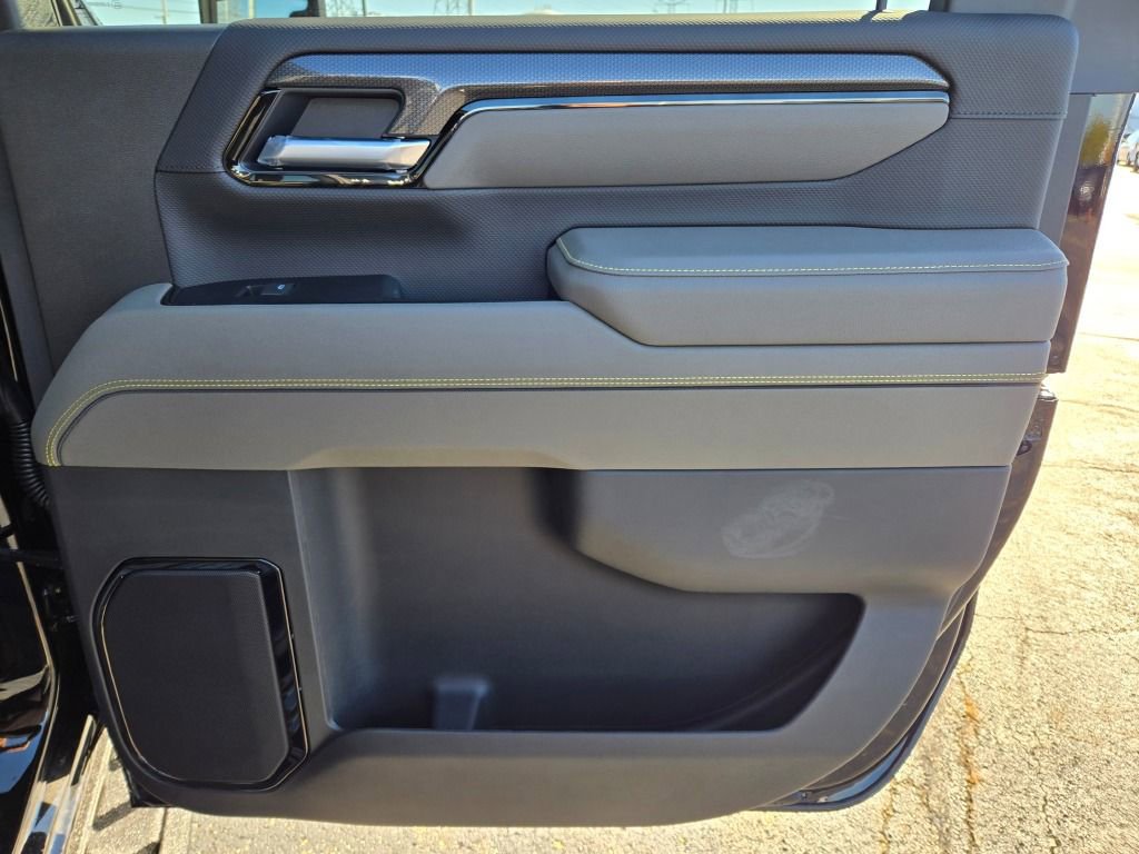 New 2026 Chevrolet Silverado 2500 ZR2 image 12