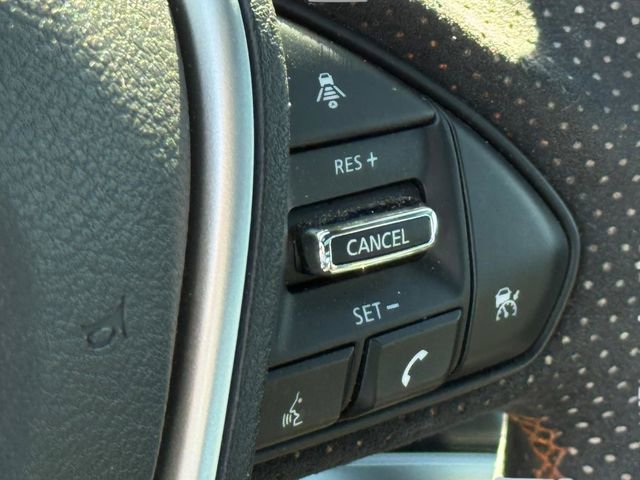 Used 2022 Nissan Maxima SR w/ Sport Mat Group FWD image 13