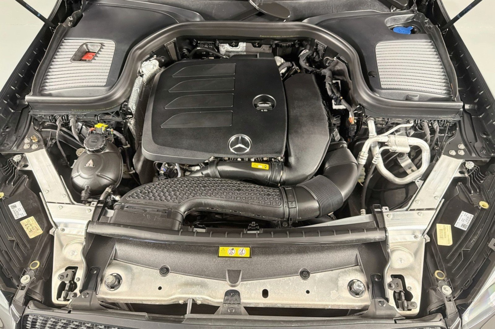 Certified 2022 Mercedes-Benz GLC 300 4MATIC image 11