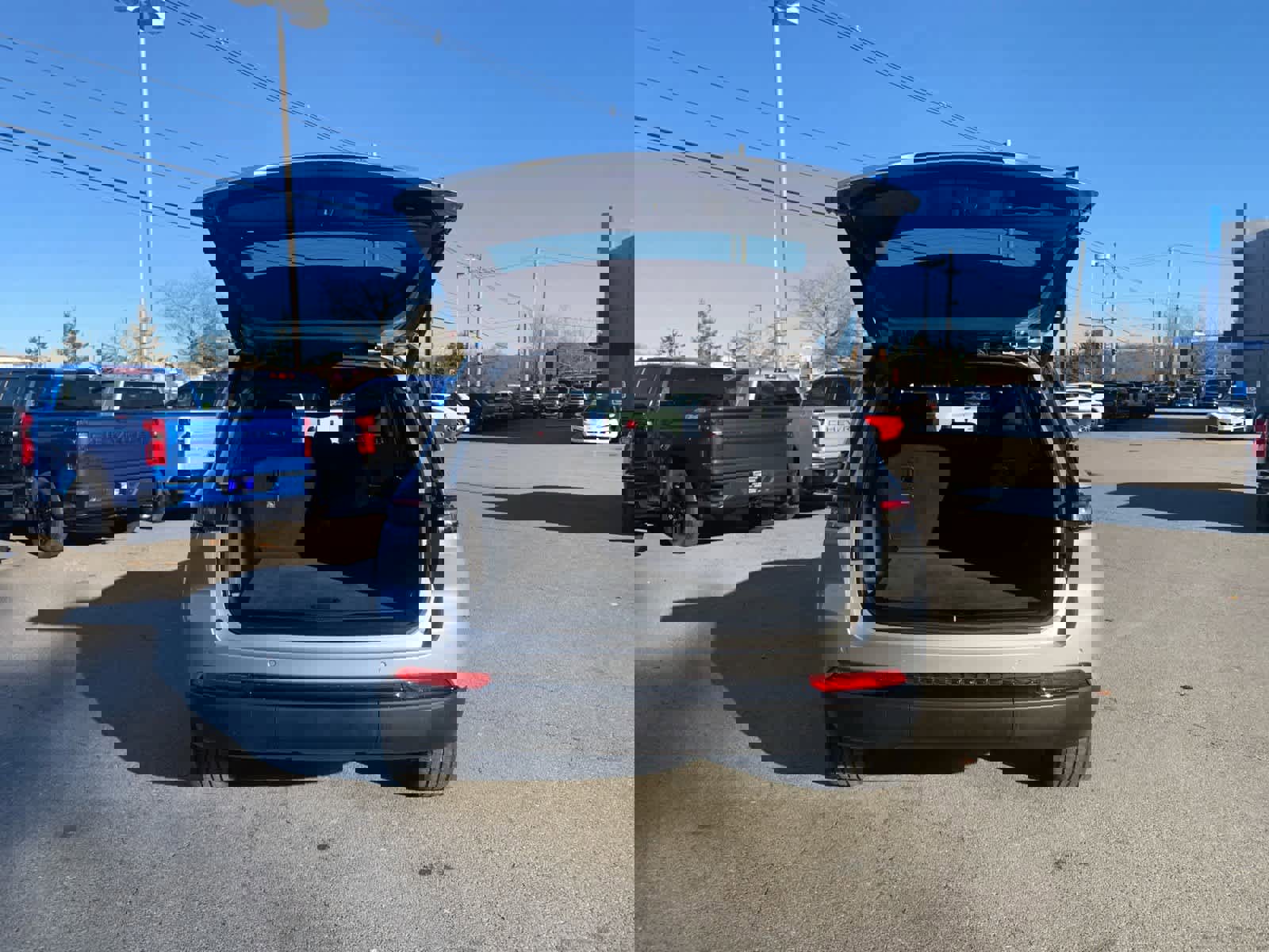 Used 2023 Jeep Grand Cherokee Altitude image 41