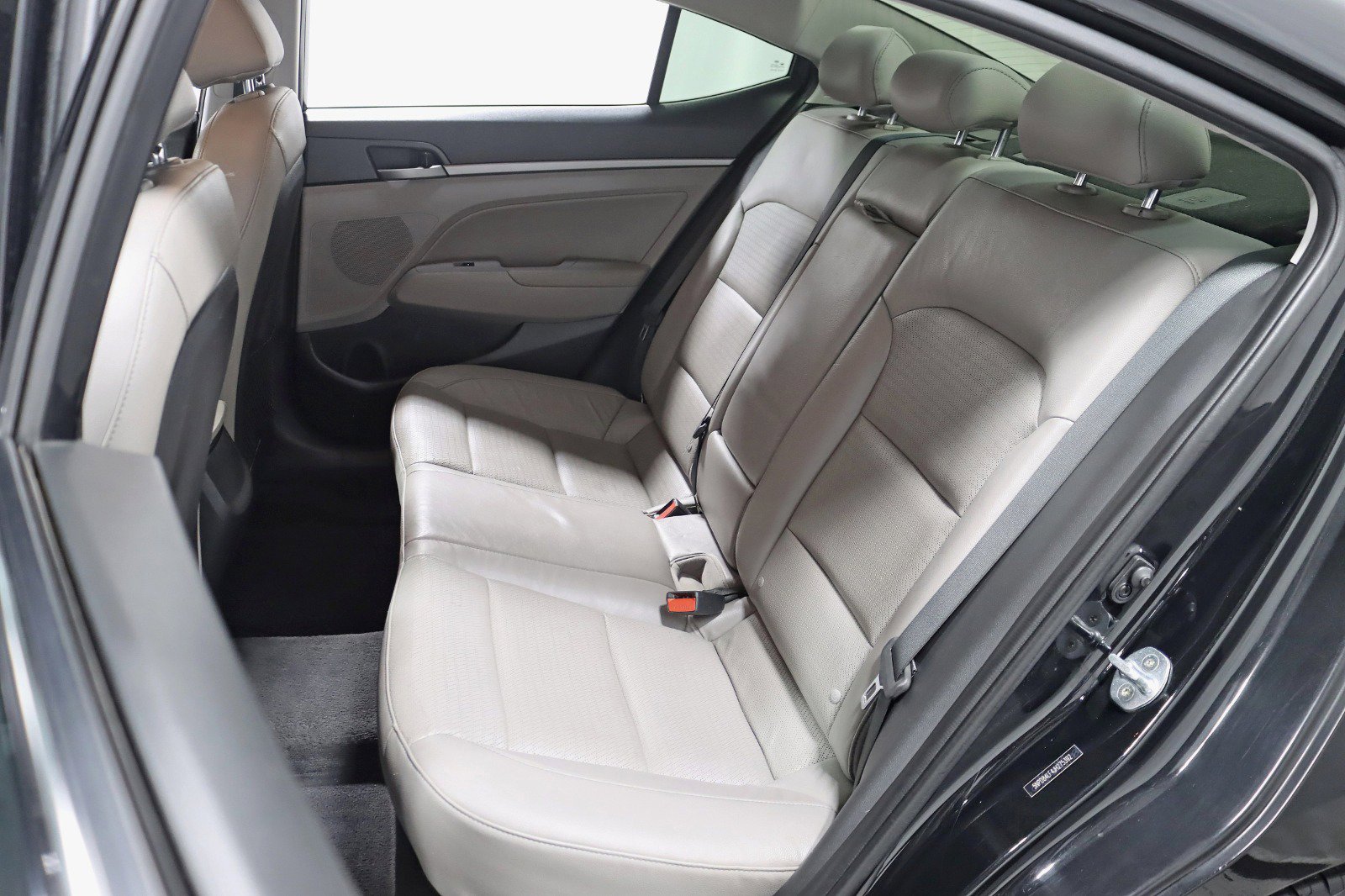 Used 2018 Hyundai Elantra Limited w/ Cargo Package FWD image 25
