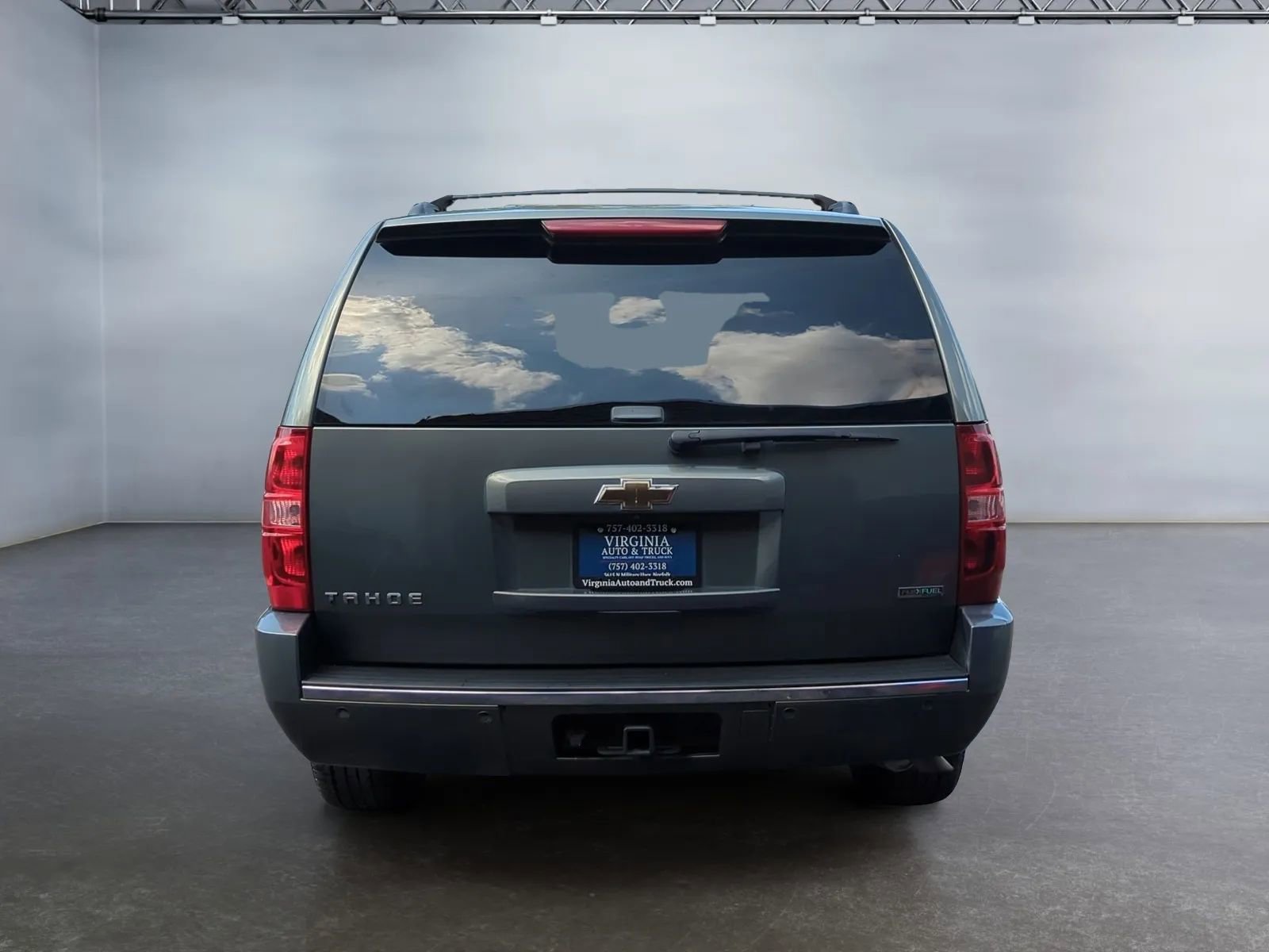 Used 2011 Chevrolet Tahoe LTZ RWD image 9